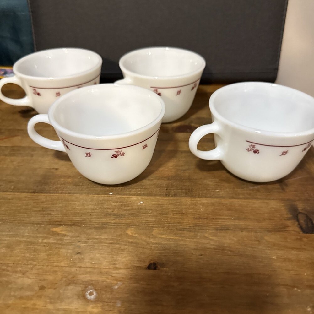 Set Of 4 Vintage Pyrex White Milk Glass Coffee Mugs Burgundy Rose Pattern 1960s